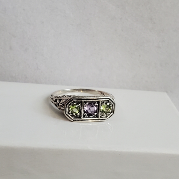 Vintage Sterling Silver Filigree Ring with Amethyst and Peridots Size 7.5 - Picture 4 of 16